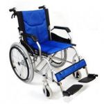 Hlinikový mechanický invalidný vozik FS 906